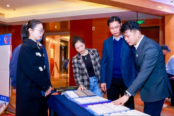 以别墅梦点亮千城，以财富经赋能伙伴